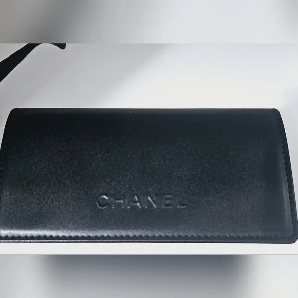 CHANEL SUNGLASSES CAT EYE BLACK CH5456 - Picture 10 of 16